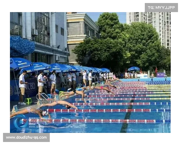 游泳俱乐部通过参赛检验训练效果并调整计划 游泳俱乐部通过参赛检验训练效果并调整计划