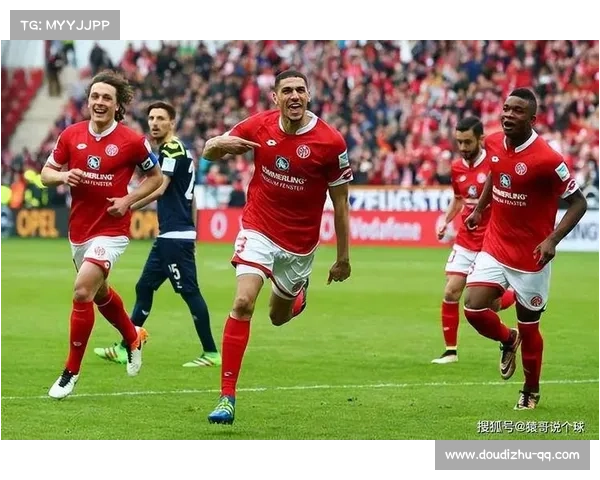 美因茨2-0击败奥格斯堡，新帅费舍尔带队保级奇迹延续